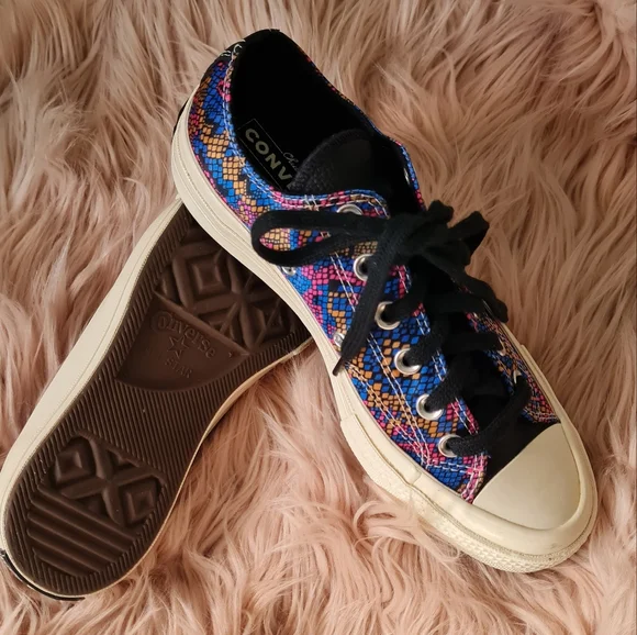 Converse size 8 snake print sneaker - Picture 5 of 5